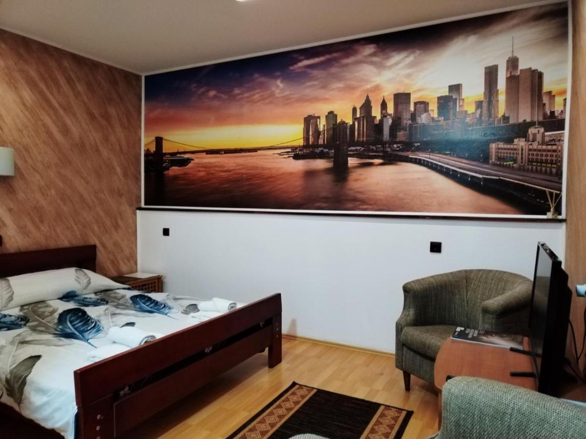 Fun Rooms Sobe Prenociste Borca 外观 照片