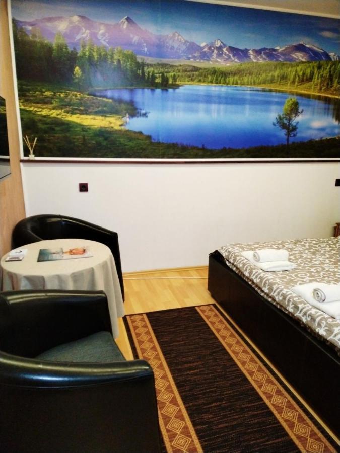 Fun Rooms Sobe Prenociste Borca 外观 照片